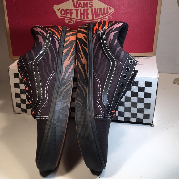 NWT Vans Comfycush Old Skool Project Cat Men’s 10.5 - Picture 9 of 9